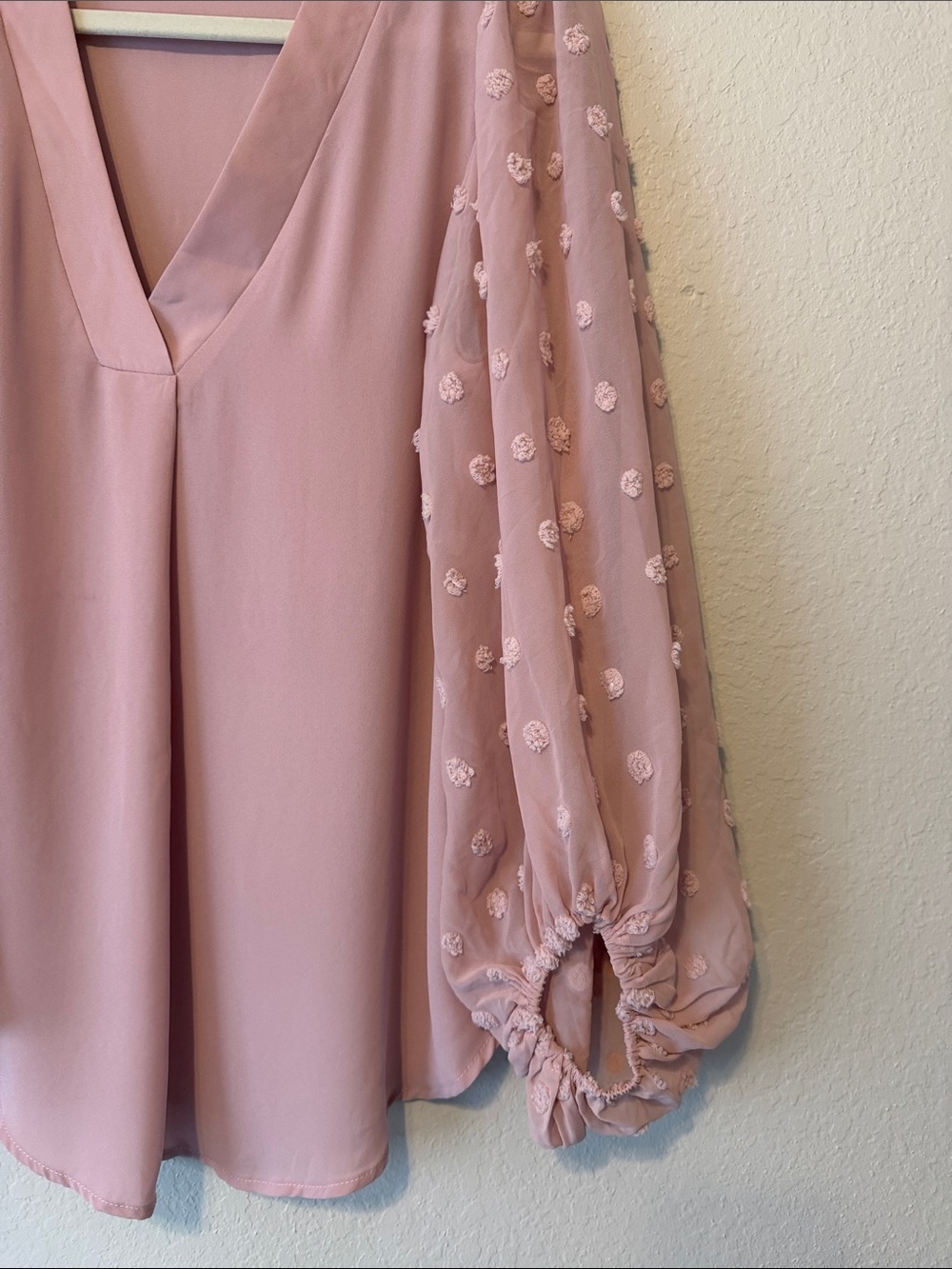 JODIFL Blush Pink V-Neck Textured Sleeve Blouse - Picture 3 of 7